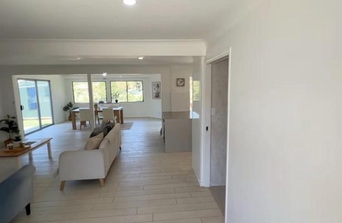 Shailer Park Apartment | Ironbark Private House