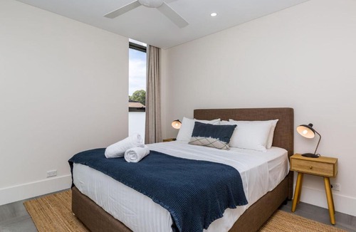 Huskisson Apartment | Ishtar Apartment 9 by Book Jervis Bay - Best Water Views