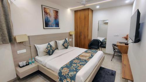 East of Kailash Bed & Breakfast | ivaan
