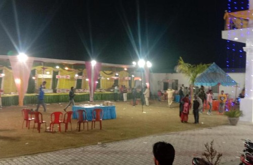 Dhampur Resort | J B Hotel,Banquet & Restaurant