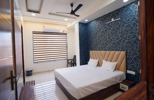 Shikohabad Hotel | J L Hotel