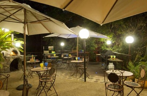 Mooloolah Valley Cottage | Jacaranda Pioneer Guest Cottage ... historic barn, romantic couples, family fun.