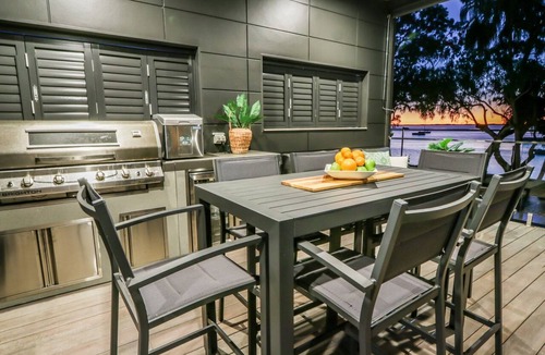 Seventeen Seventy House | JACKS PLACE A - 1770 waterfront