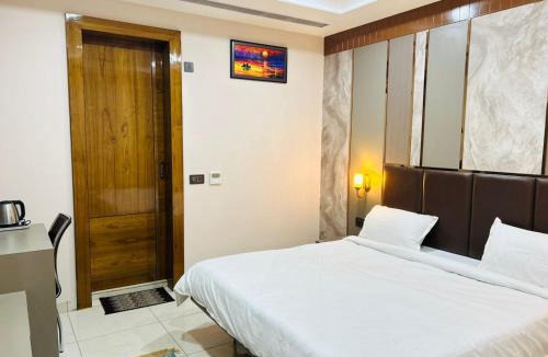 Gurugram Hotel | JMD Hotel