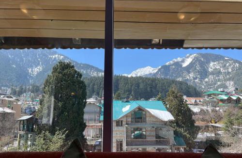 New Manali Hotel | Johnson Lodge Manali