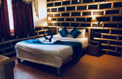 Zirakpur Hotel | Jumars Stays