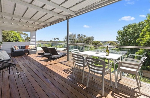McCrae House | Kasih - Ocean Views - Love Actually.and we love it.