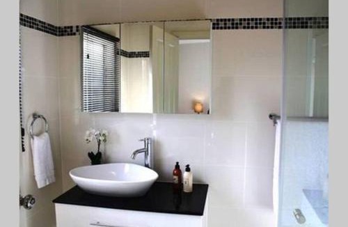 Kyneton House | Kenmaur Cottage
