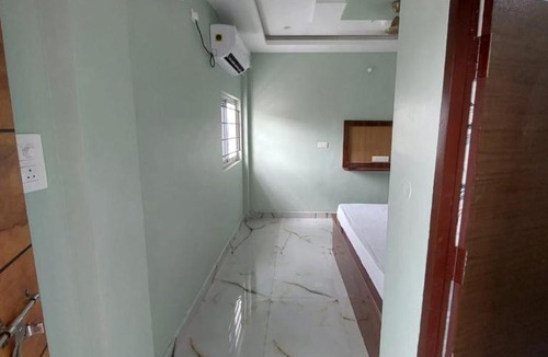 Chirala Hotel | Keratam Stay