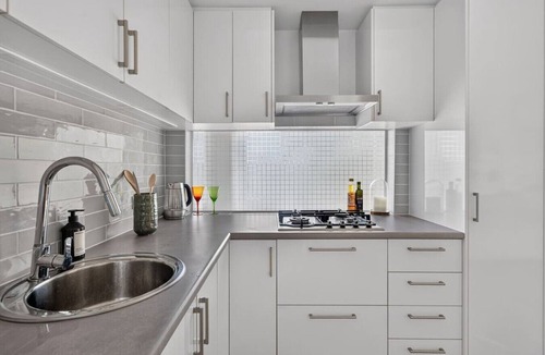 Killarney Heights Apartment | Killarney Bush Retreat | Spacious & Private