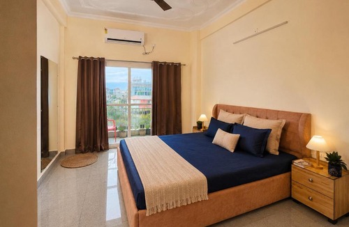 Rishikesh Apartment | Koteshwaram by Ashkothomes