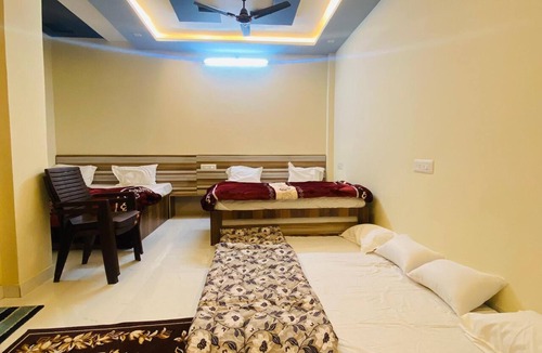 Jahazpur Hotel | Krishna Paradise