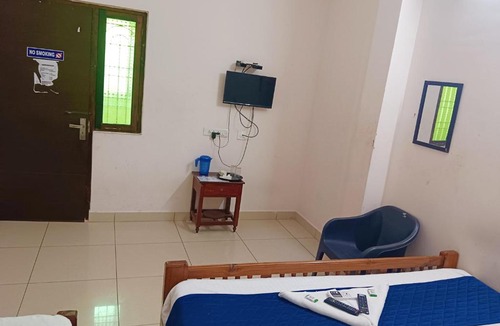 Kottakuppam House | La town beach stay