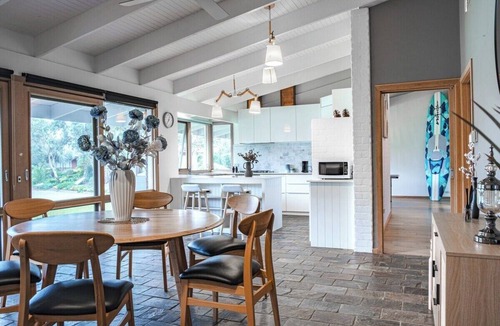 Patterson Lakes House | Lakefront 4 BR house at Patterson Lake +WIFI+BBQ