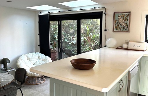 Bundeena House | Large architect designed home directly overlooking the Royal National Park