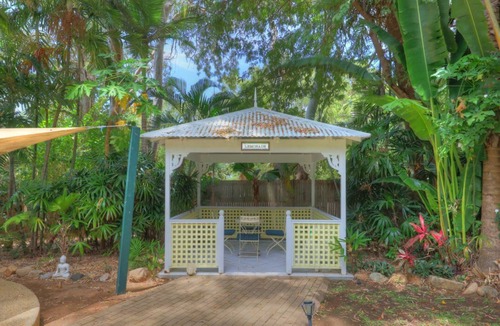 Arcadia House | Lemonade