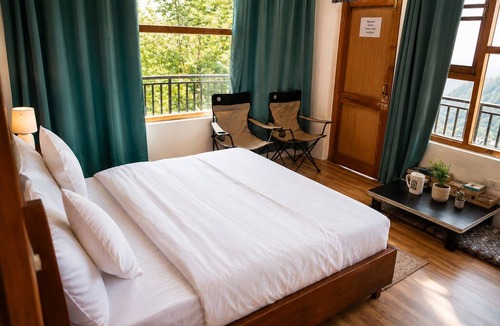 Bhagsu Nag Hostel | Loopin Mcleodganj