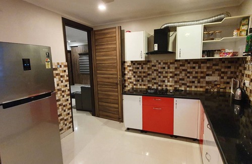 South West Apartment | Luxurious 3-bedroom Apartment near IGI Airport/ICC Yashobhumi,Dwarka, New Delhi