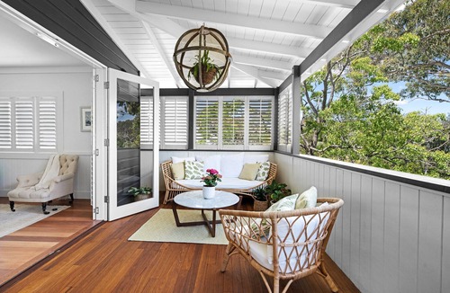 Avalon Beach House | Luxury Avalon Beach house - short walk to beach.