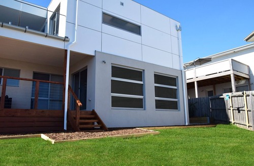 Ocean Grove House | Luxury beach house in walking distance to river , beach and amenities