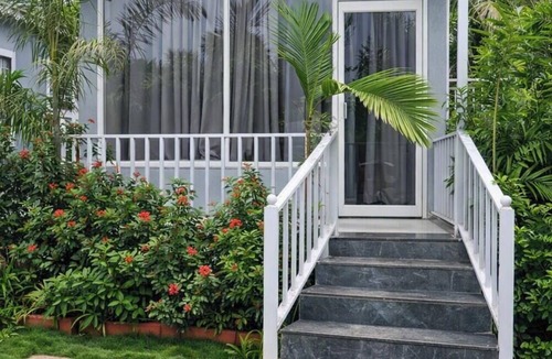 Rajgurunagar Hotel | Luxury Cottage Vatsalya Farmhouse