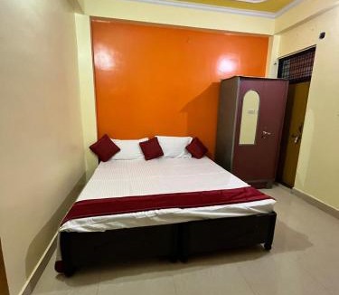 Civil Lines House | Madhu Jitendra Niwas Home Stay