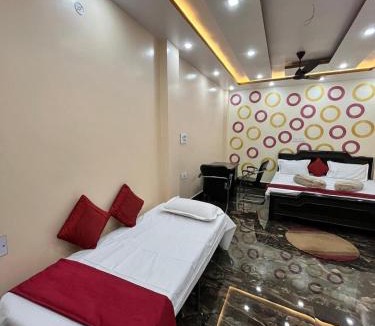 Civil Lines House | Madhu Jitendra Niwas Home Stay