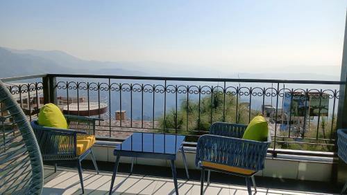 Lansdowne Hotel | Maheshwari international