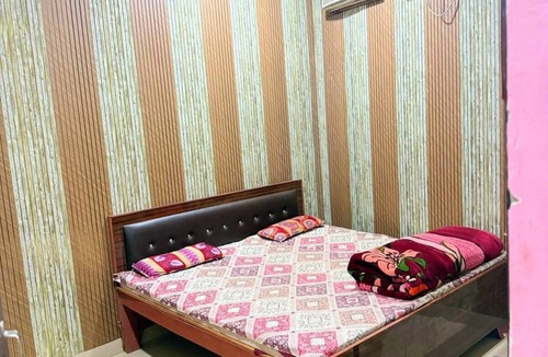 Aonla Hotel | Maheshwari Palace &Hotel
