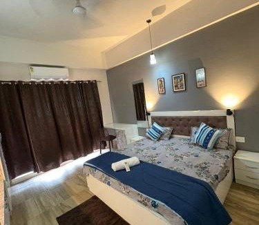 Greater Noida Apartment | Maison Paisible Near Expomart Greater Noida