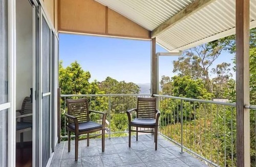 Boreen Point House | Mango House has everything you need for a beautiful Boreen Point family holiday.