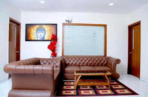 South Extension House | Maplewood Guest House, Neeti Bagh, New Delhiit is a Boutiqu Guest House - Room 4