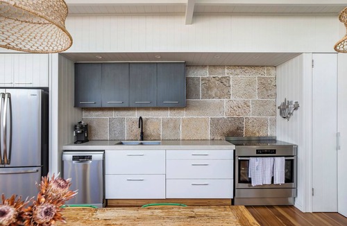 Maroubra House | Maroubra Escape Beachside Charm and Ocean Glimpses