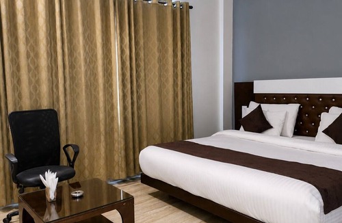 Etawah Hotel | Max Hotel&Resturant