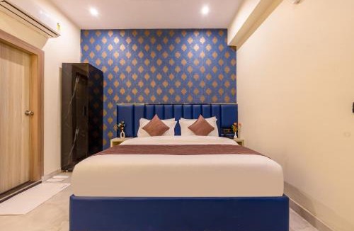 Udyog Vihar Hotel | MAXX Elite