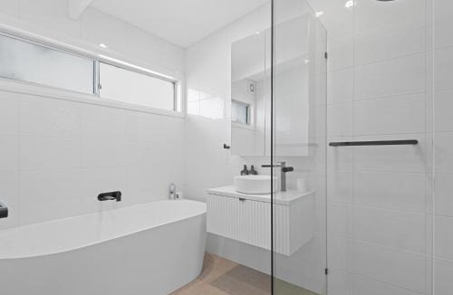 McCrae House | McCrae Holidays by Ready Set Stay