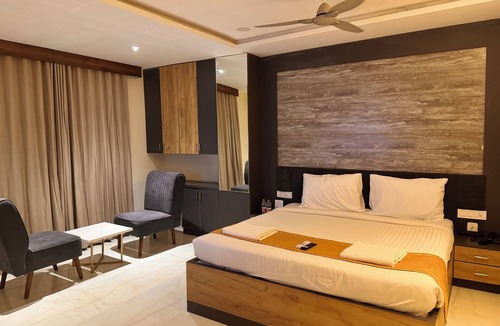 Khammam Hotel | Minerva Grand JBS