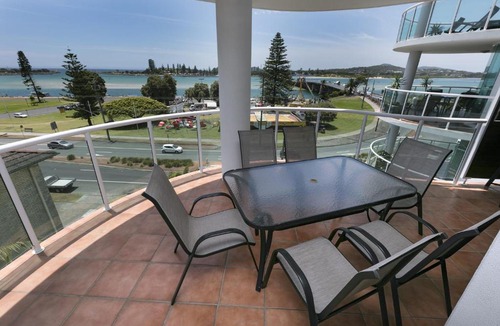 Tuncurry Apartment | Mirage 502