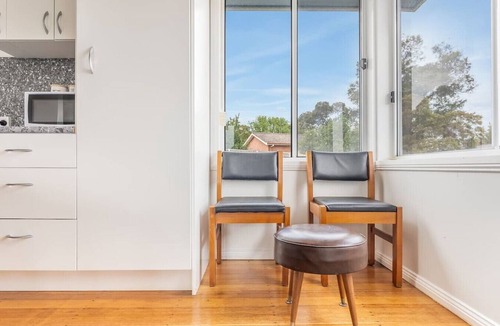 Triabunna Apartment | Modern Coastal Escape in Triabunna