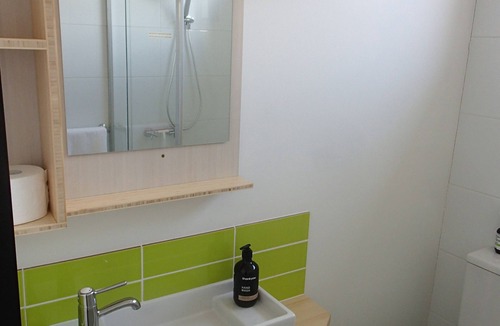 Wahgunyah Apartment | Modern Murray River Retreat