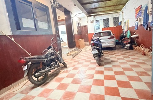 Vrindavan House | Mohit guest in vrindavan