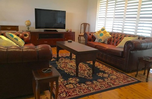 Cessnock House | Molly's On Mount View