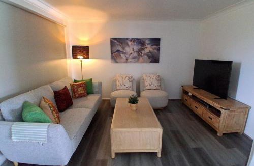 Erskine Park House | Moon House