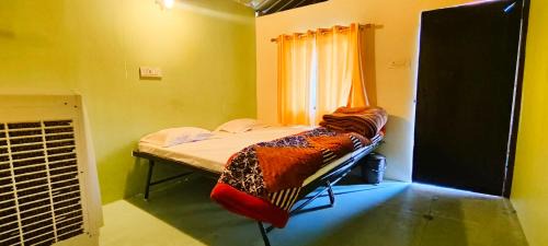 Dhunar Gaon Resort | Moonlight Guest House