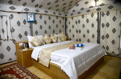 Sam Resort | MoonStar Desert Camp