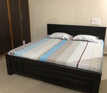 Tiruchanur House | Mountain view lake front Home (Non AC 2 bhk)