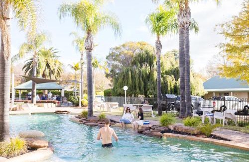 Swan Hill Hotel | Murray Downs Resort