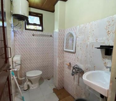 New Manali House | Nature Nest