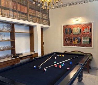 Sector 19 Villa | Nawab Mahal by AB LuxeStays - Private Villa