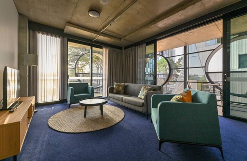 Bentley Hotel | Nesuto Curtin Perth Hotel